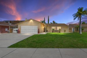 1049 Long Beach, Colton